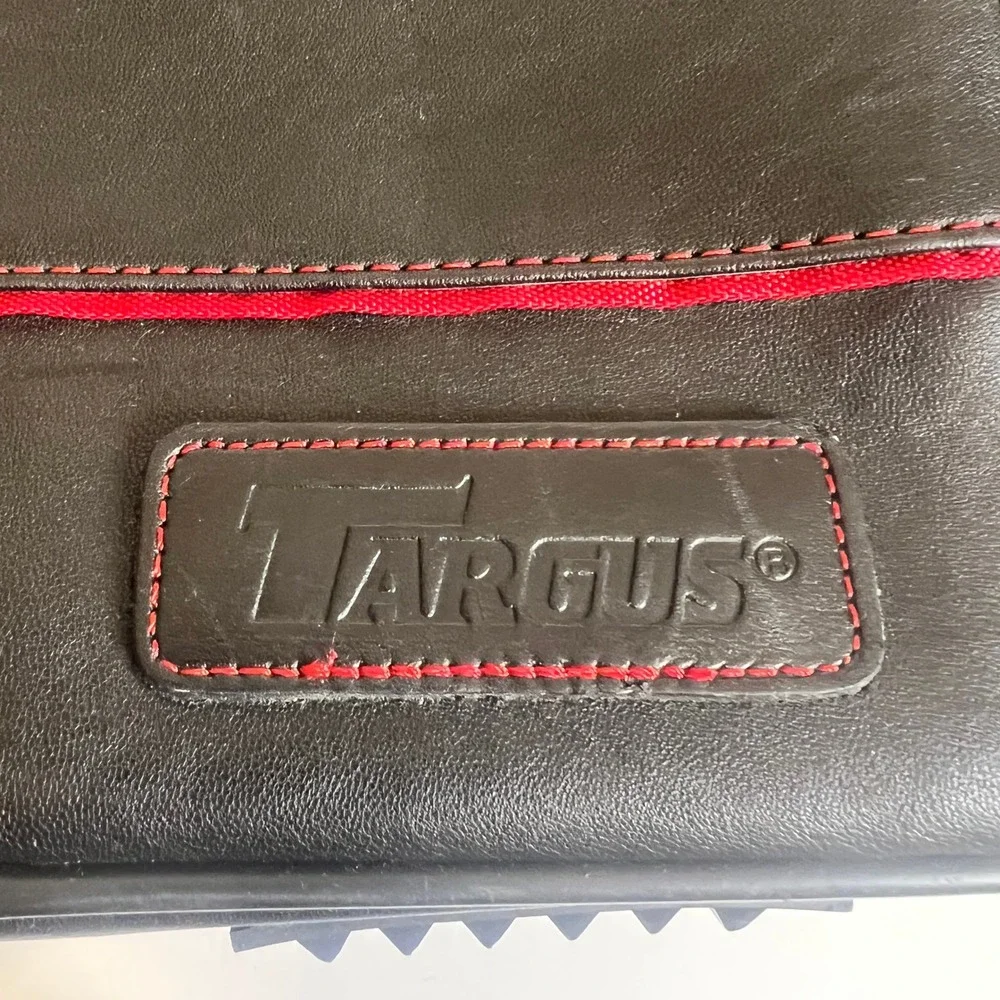 Targus laptop messenger